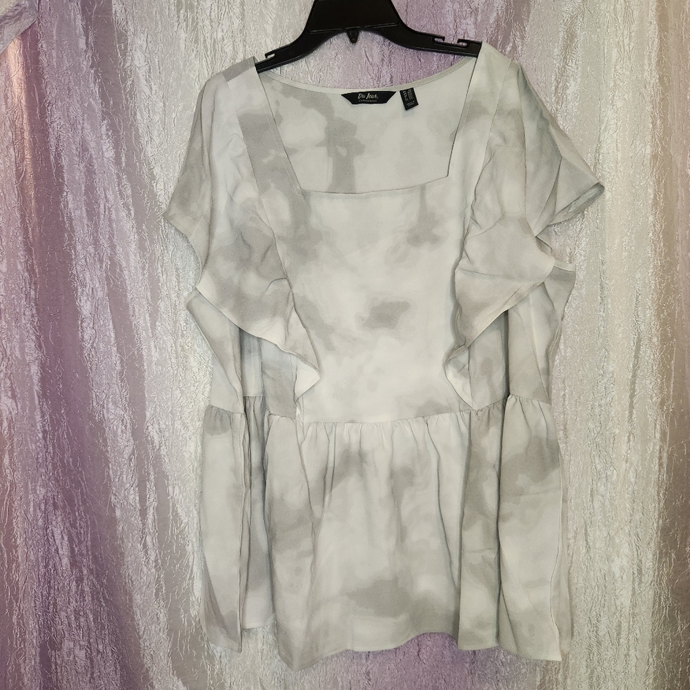 Du Jour Gray Tie Dye Ruffle Square Neck Blouse 2X
